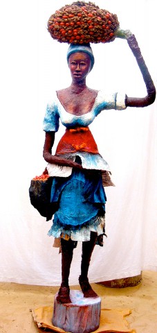 Rhode Makoumbou › Sculpture : «La femme du malafoutier» (2010) • ID › 258